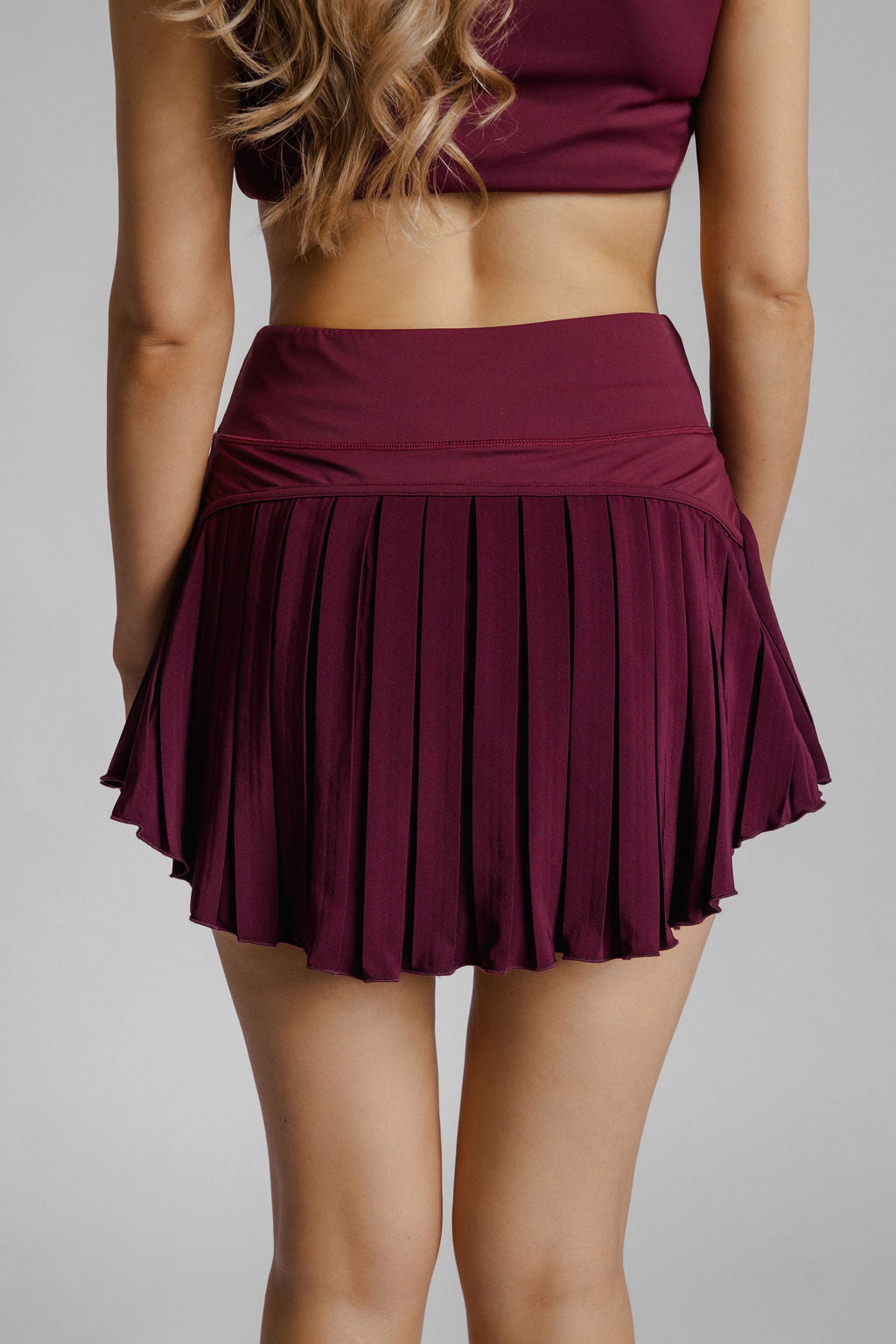 Tennis Mini Skirt in Burgundy